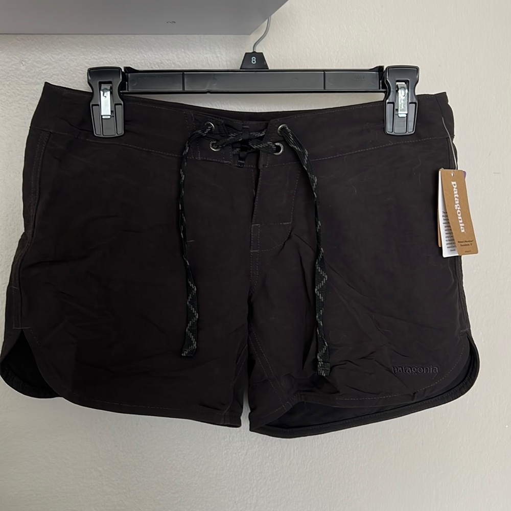NWT patagonia wavefarer board shorts 5”